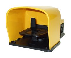 SFSYE0311 - Shrouded Foot Operated Switch, 1NO / 1NC, 250V AC, 6A