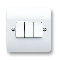 K4873WHI - Logic Plus 3 Gang 2 Way Light Switch, 10AX White