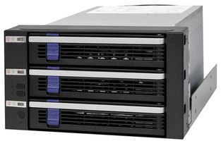 MB153SP-B - FatCage 3-in-2 3.5" SATA HDD Internal RAID Backplane for 2x 5.25" Drive Bays