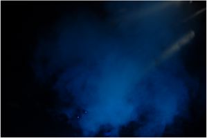 HURRICANE 1600 - Compact DMX Fog Machine with Timer Remote