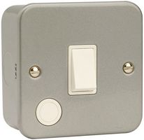 CL022 - 20A 1G DP Metalclad Switch + Flex Outlet